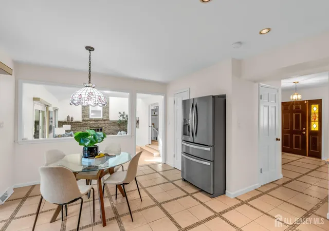 Photo 4 of Single family home for sale at 265 Edlys Ln, North Brunswick, NJ 08902 | MLS# 2617659R | Listing updated on 2026-09-24