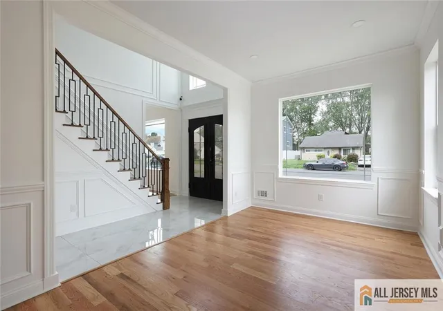 3rd image of 19 Fairfax Rd, Edison, NJ 08817 | MLS# 2660549M