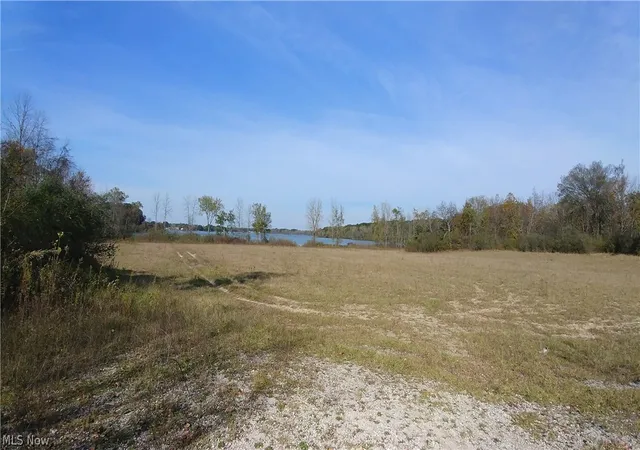 3rd image of Aurora Hill Dr, Aurora, OH 44202 | MLS# 3956102