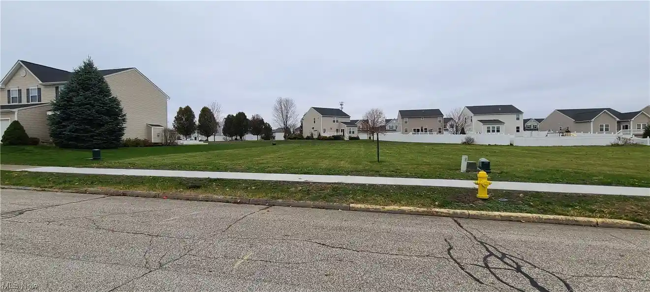 Photo 1 of Land for sale at V/l Monroe Sq, Barberton, OH 44203 | MLS# 4503120 | Listing updated on 2026-10-22