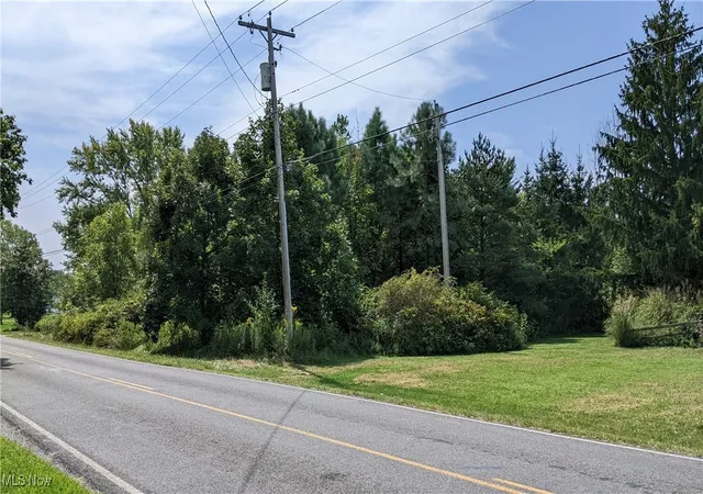 3rd image of 9376 Daniels Rd, Seville, OH 44273 | MLS# 5067669