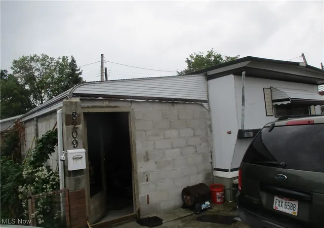 3rd image of 8209 Russell Ln, Cleveland, OH 44144 | MLS# 5075733