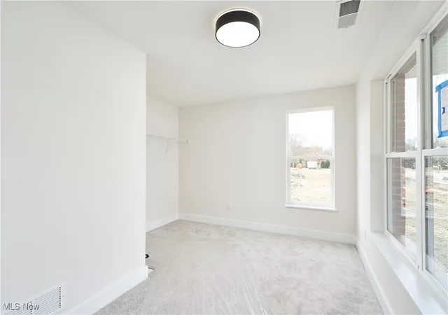 Homes for sale in Akron, OH | 598 Mull Ave #9, Akron, OH 44313 | MLS# 5087670