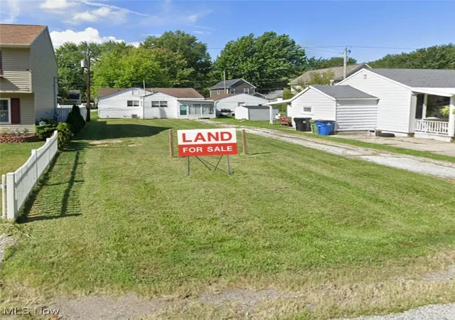 Photo 1 of Land for sale at 33862 Beachpark Dr, Eastlake, OH 44095 | MLS# 5096861 | Listing updated on 2026-07-23