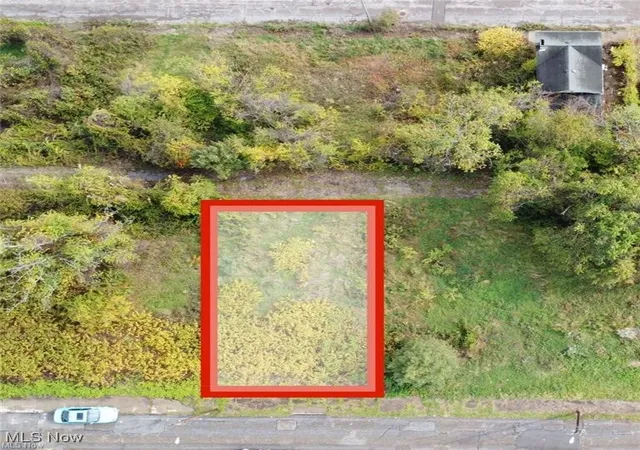 Photo 3 of Land for sale at 226 N 9th St, Steubenville, OH 43952 | MLS# 5104940 | Listing updated on 2025-09-13