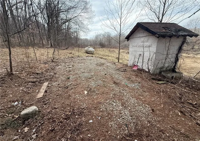 5th image of 7261 Waterworks Hill Rd Se, Uhrichsville, OH 44683 | MLS# 5106626