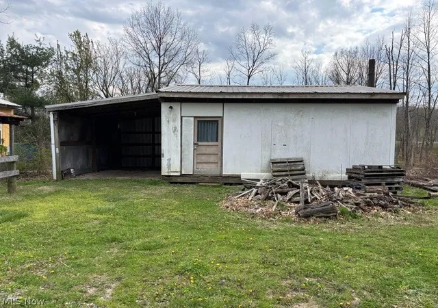 Photo 4 of Sale Pending at 13516 Old Glory Rd, Lore City, OH 43755 | MLS# 5114470 | Listing updated on 2026-09-30