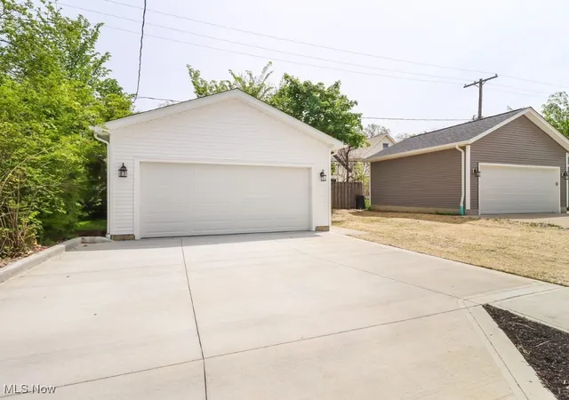 5th image of 3516 Hildana Rd, Cleveland, OH 44120 | MLS# 5117926