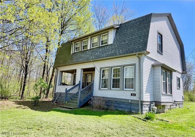 Photo 1 of Single family home for sale at 363 Maple Dr, Youngstown, OH 44514 | MLS# 5118220 | Listing updated on 2026-07-09