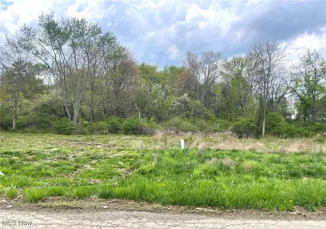 Homes for sale in Massillon, OH | Lot# 5 Candell St Se, Massillon, OH 44646 | MLS# 5119201