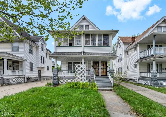 1st image of 634 E 117th St, Cleveland, OH 44108 | MLS# 5119781