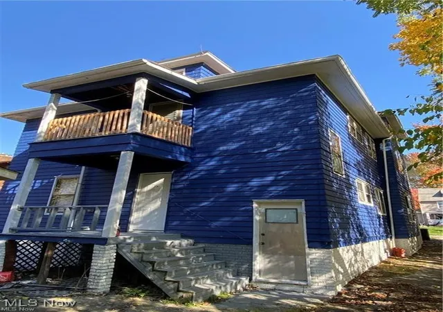 Listing Photo 2 - Condo for sale in building located at 151 Bonnie Brae Ave NE, Warren, OH 44483 - Unit #