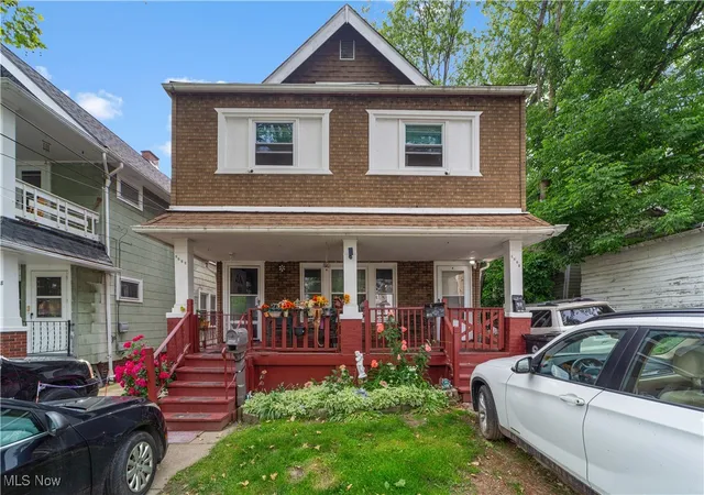 Homes for sale in Cleveland, OH | 3334 W 82nd St, Cleveland, OH 44102 | MLS# 5130342