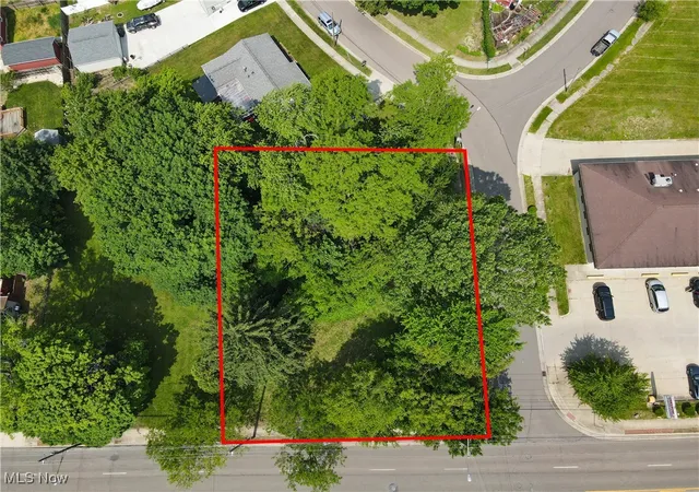 4th image of 1500 Home Ave, Akron, OH 44310 | MLS# 5126968