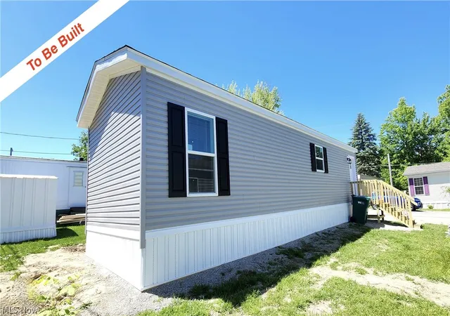 4th image of 8323 Eagle Rd #42, Willoughby, OH 44094 | MLS# 5130433