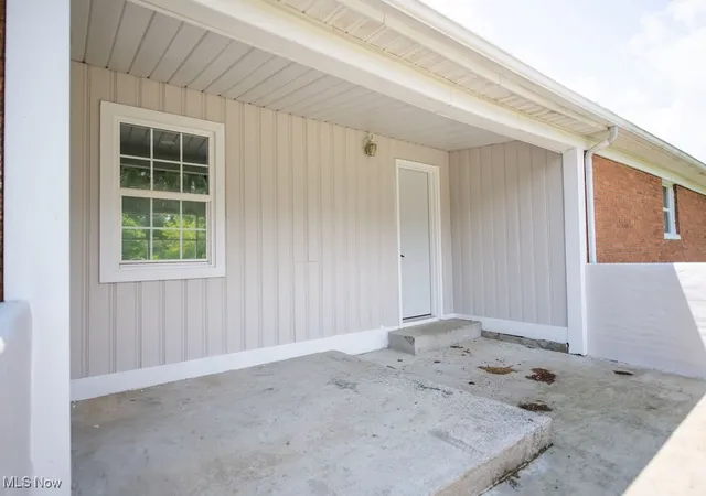 3rd image of 4029 Minard Rd Nw, Dover, OH 44622 | MLS# 5130911