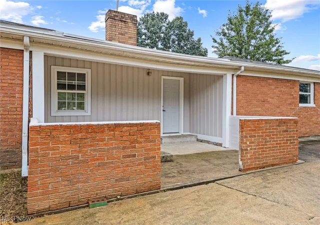 4th image of 4029 Minard Rd Nw, Dover, OH 44622 | MLS# 5130911