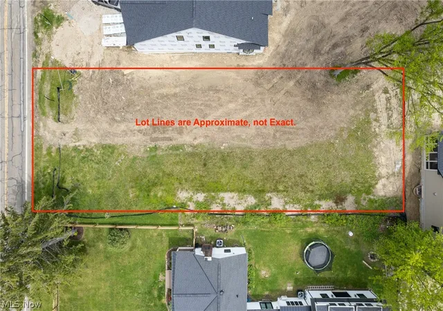 3rd image of 15813 Hemlock Rd, Chagrin Falls, OH 44022 | MLS# 5132461