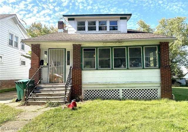 Single family home for sale at 5578 Dalewood Ave, Maple Heights, OH 44137 | MLS# 5134198 | Listing updated on 2026-02-19