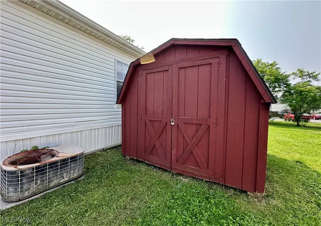 Homes for sale in Wintersville, OH | 87 S Byron Dr, Wintersville, OH 43953 | MLS# 5129079