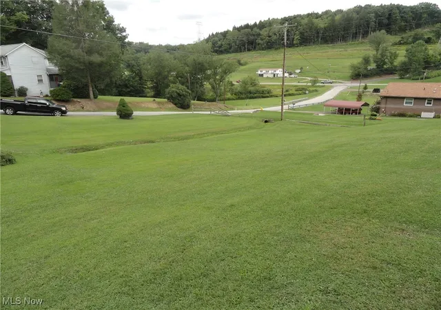 Homes for sale in Chester, WV | Tbd Orchard Rd, Chester, WV 26034 | MLS# 5134888