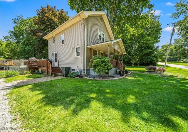 Photo 3 of Single family home for sale at 6086 N Wright St, Kingsville, OH 44048 | MLS# 5134671 | Listing updated on 2026-08-24