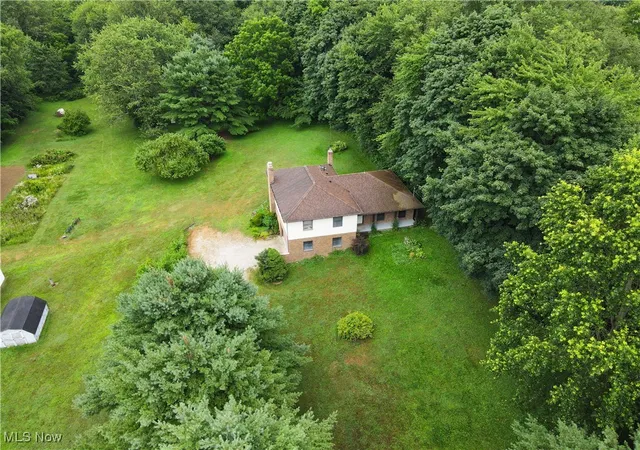 Homes for sale in Mogadore, OH | 1660 Martin Rd, Mogadore, OH 44260 | MLS# 5140333