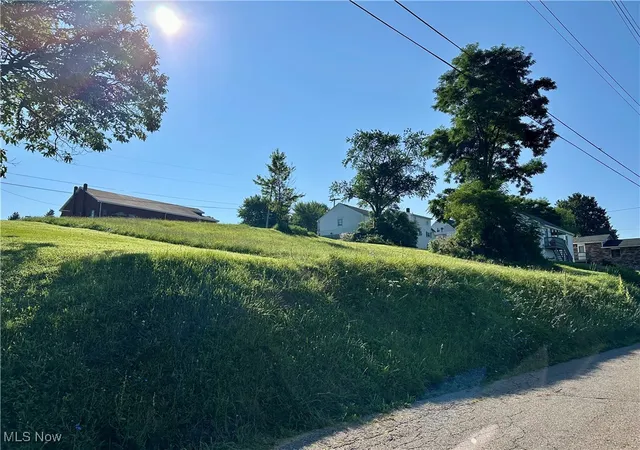 Homes for sale in Weirton, WV | Tbd Marie Ave, Weirton, WV 26062 | MLS# 5141031