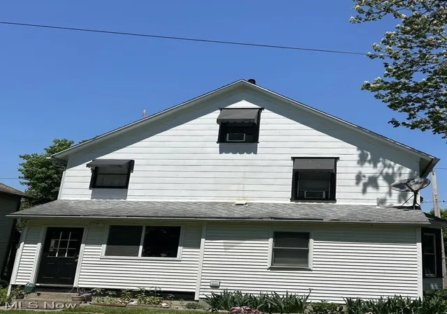 Homes for sale in East Palestine, OH | 199 Garfield Ave, East Palestine, OH 44413 | MLS# 5141989