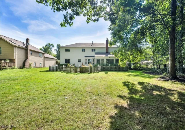 5th image of 3844 Woodpath Trl, Westlake, OH 44145 | MLS# 5127522