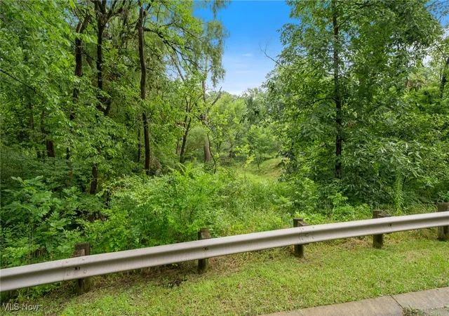 2nd image of 17660 Egbert Rd, Bedford, OH 44146 | MLS# 5143194