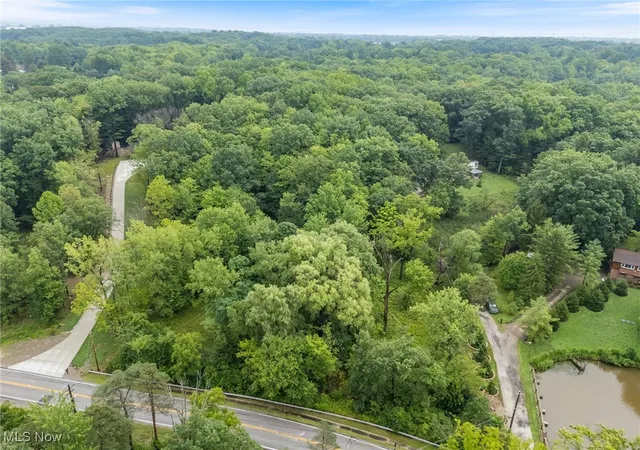 8th image of 17660 Egbert Rd, Bedford, OH 44146 | MLS# 5143194