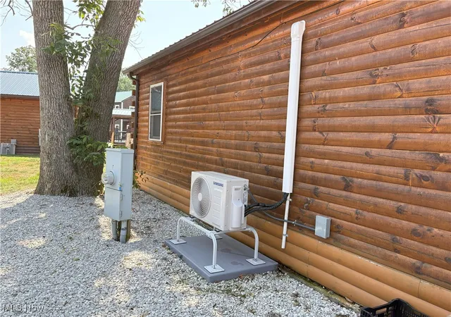 4th image of 5919 Lake Rd W #7, Ashtabula, OH 44004 | MLS# 5148350