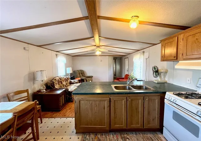 Photo 3 of Sale Pending at 909 Kings Ridge Rd, Saint Marys, WV 26170 | MLS# 5148879 | Listing updated on 2026-03-24
