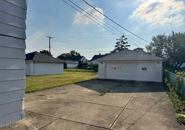 Homes for sale in Willowick, OH | 701 E 315Th St, Willowick, OH 44095 | MLS# 5149643