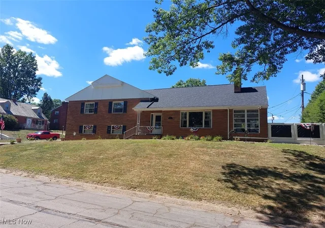3rd image of 1001 Granard Pkwy, Steubenville, OH 43952 | MLS# 5152904