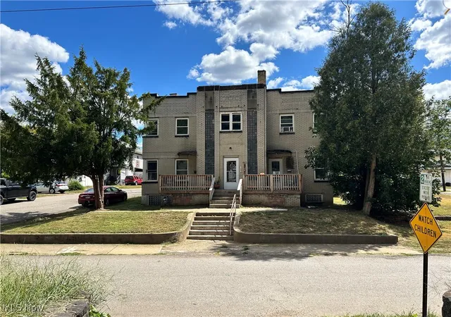 Homes for sale in Weirton, WV | 3716 Orchard St, Weirton, WV 26062 | MLS# 5153017