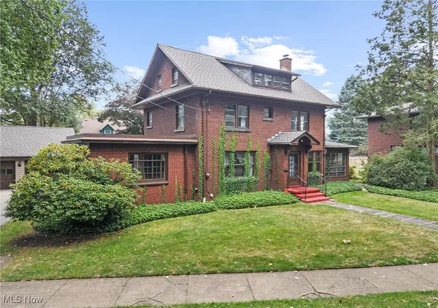 2nd image of 1271 Circle Dr, Akron, OH 44310 | MLS# 5142557