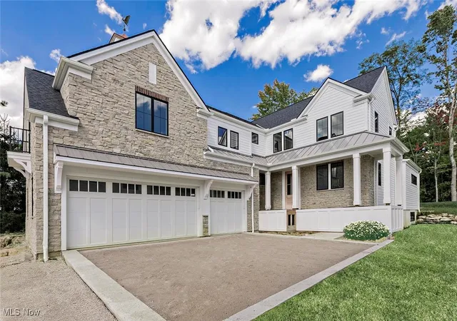 Photo 1 of Sale Pending at 207 S Main St, Chagrin Falls, OH 44022 | MLS# 5144523 | Listing updated on 2026-08-11