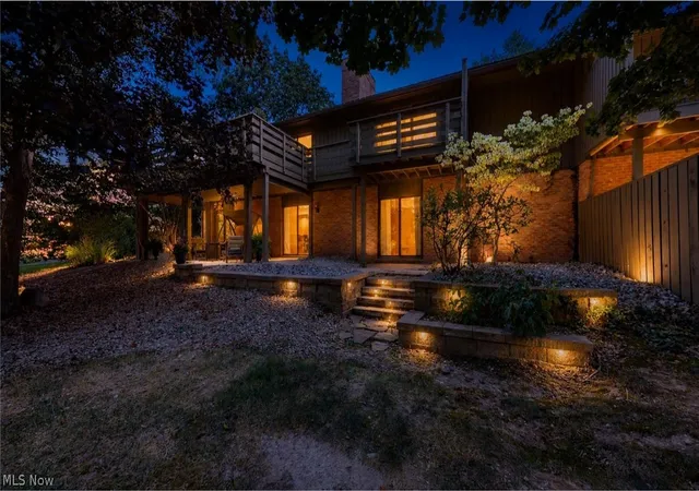 2nd image of 504-9 Concord Downs Cir, Aurora, OH 44202