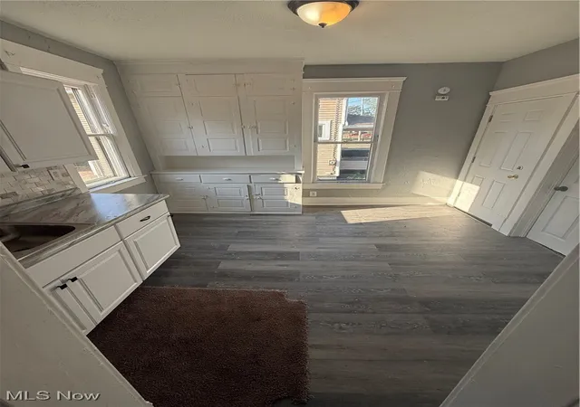 Photo 3 of Single family home for sale at 1005 Dewalt Ave Nw, Canton, OH 44703 | MLS# 5155151 | Listing updated on 2026-07-25