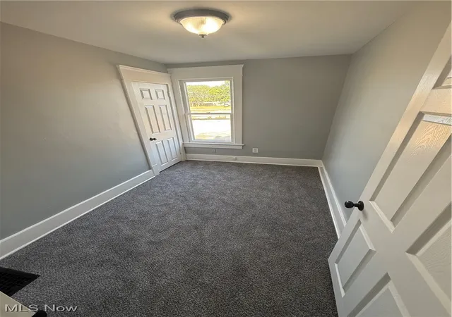 Photo 3 of Single family home for sale at 1005 Dewalt Ave NW, Canton, OH 44703 | MLS# 5155151 | Listing updated on 2026-07-25