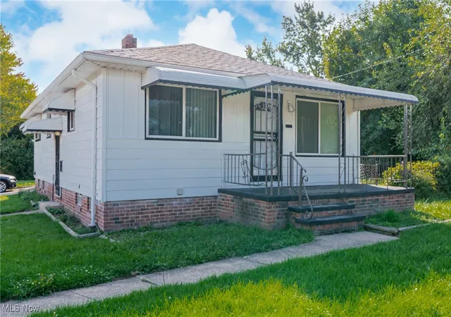 Photo 3 of Sale Pending at 4059 W 130th Street, Cleveland, OH 44135 | MLS# 5153662 | Listing updated on 2025-09-14