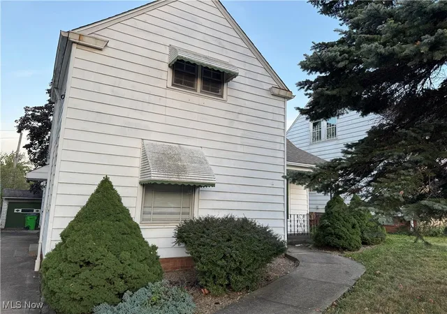 Homes for sale in Garfield Heights, OH | 5139 E 114th St, Garfield Heights, OH 44125 | MLS# 5156645