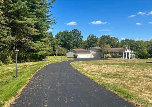 2nd image of 4875 Cadwallader Sonk Rd, Vienna, OH 44473 | MLS# 5156651