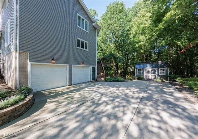 3rd image of 20050 Idlewood Trl, Strongsville, OH 44149 | MLS# 5155320