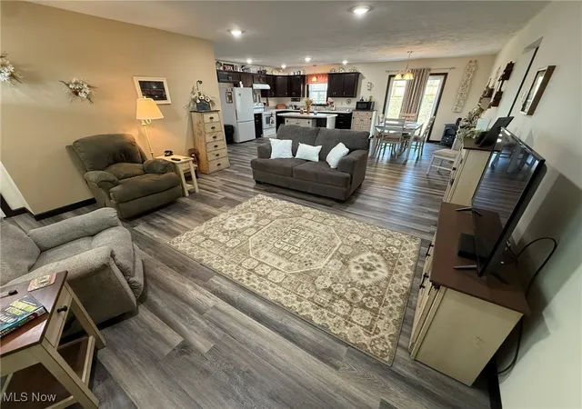 Photo 2 of Single family home for sale at 797 Glenda St Ne, Bolivar, OH 44612 | MLS# 5158070 | Listing updated on 2026-09-16