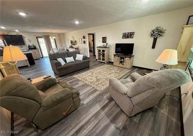 Photo 3 of Single family home for sale at 797 Glenda St Ne, Bolivar, OH 44612 | MLS# 5158070 | Listing updated on 2026-09-16