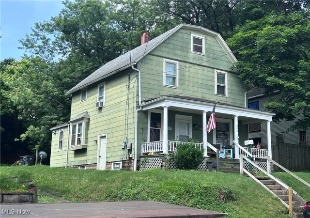 Photo 2 of Single family home for sale at 336 N Adams St, Akron, OH 44304 | MLS# 5158191 | Listing updated on 2026-04-02