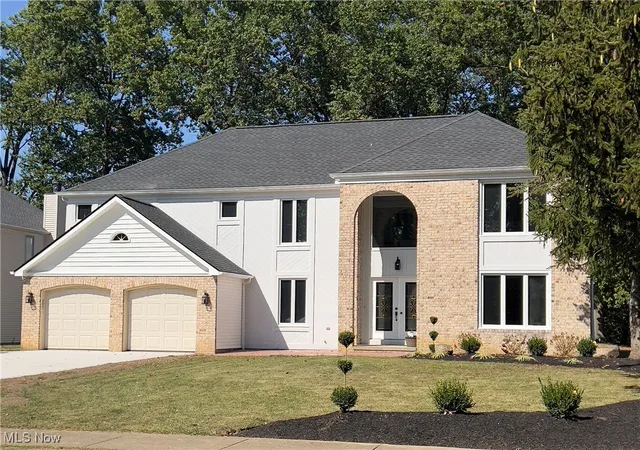 2nd image of 29772 Hilliard Oak Ln, Westlake, OH 44145 | MLS# 5158102